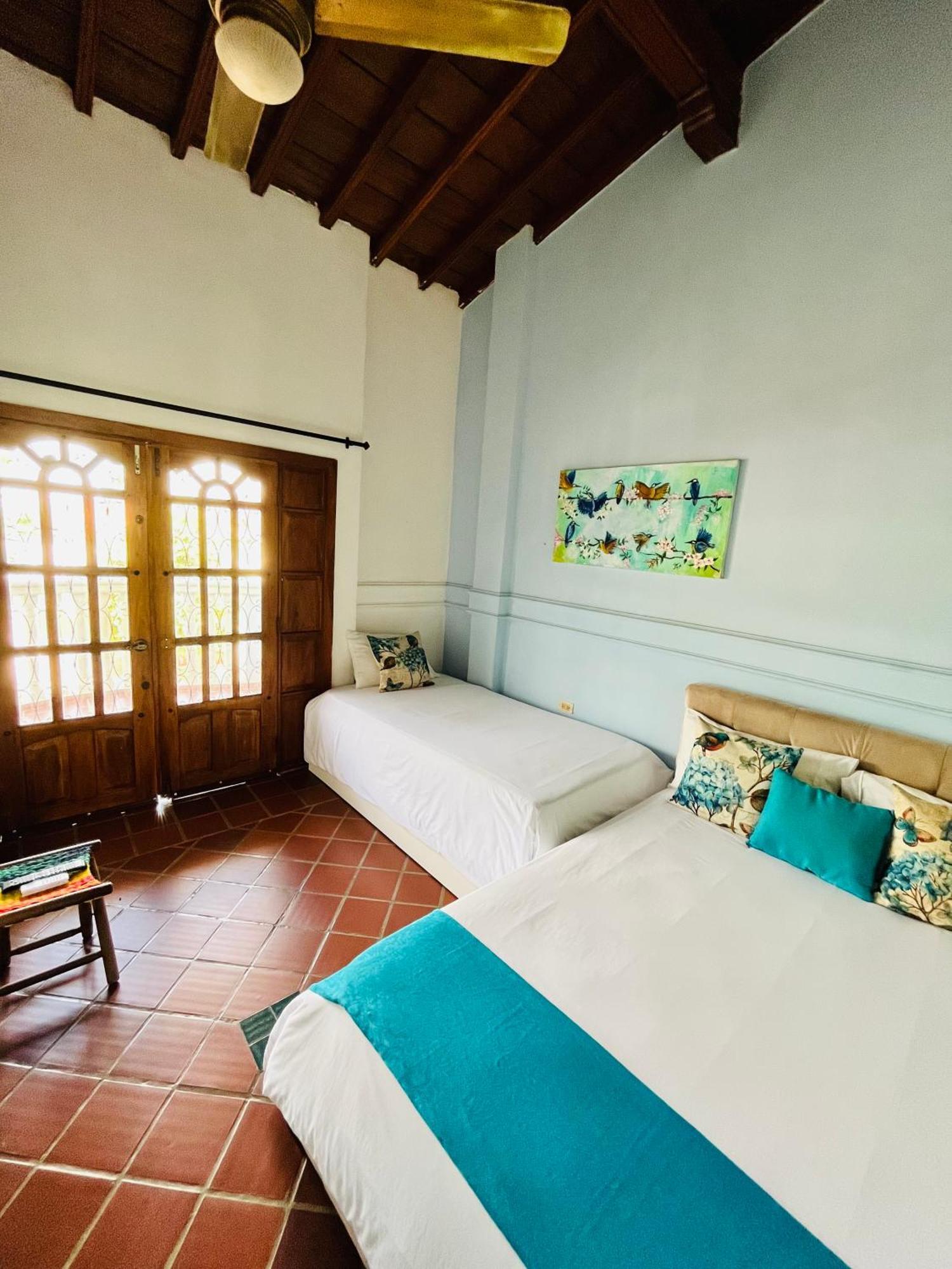 ホテル Casa Isabelita モンポス エクステリア 写真